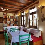 Otel Bineri 3*