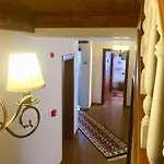 Bineri 3*