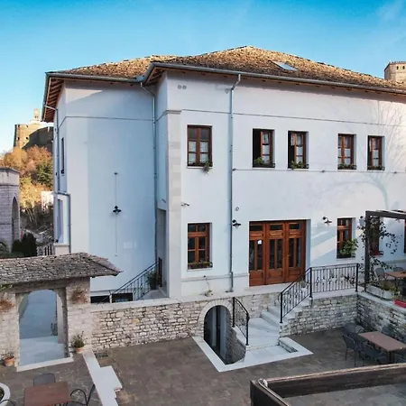 Bineri Hotel