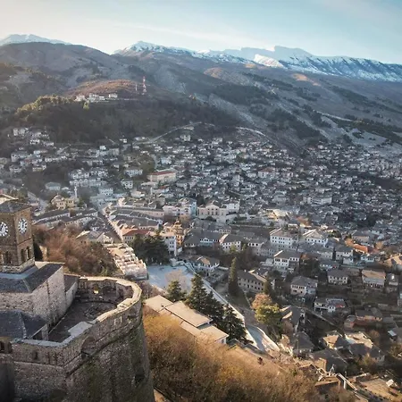 Bineri 3* Gjirokaster