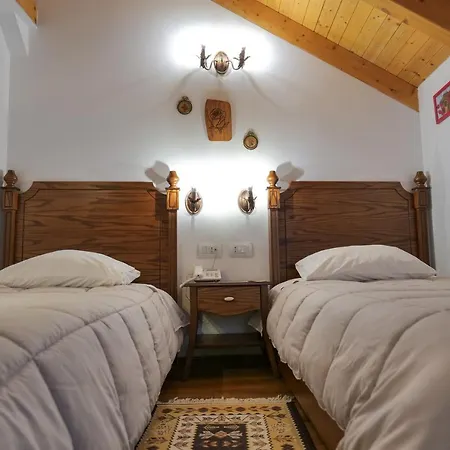 Bineri 3* Gjirokastër