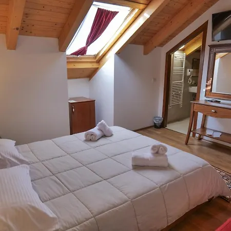 Bineri Gjirokastër
