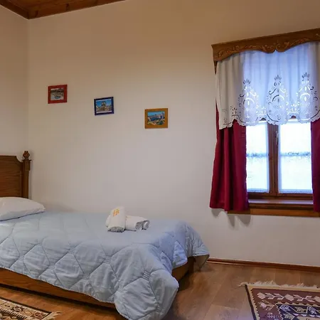 Bineri Szálloda