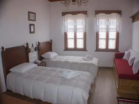 Bineri Hotel 3*