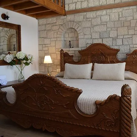 Bineri 3* Gjirokastra