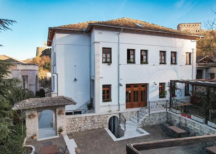 Bineri Hotel