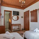 Bineri 3*