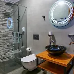 Bineri Hotel 3*