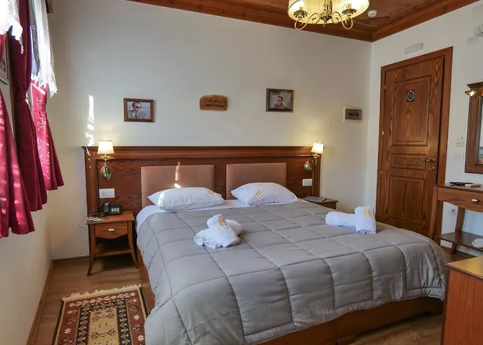 Bineri 3* Gjirokaster