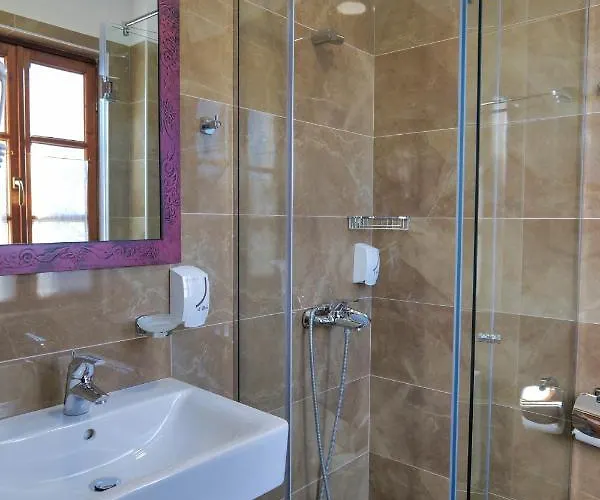 Hotel Bineri Gjirokaster